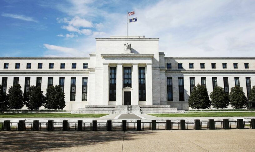 آیا سناریو قبلی فدرال رزرو در رابطه با افزایش نرخ بهره تغییر می‌کند؟
