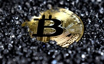 تأثیر جنگ و تنش‌های ژئوپلیتیکی بر قیمت بیت کوین و ارز دیجیتال